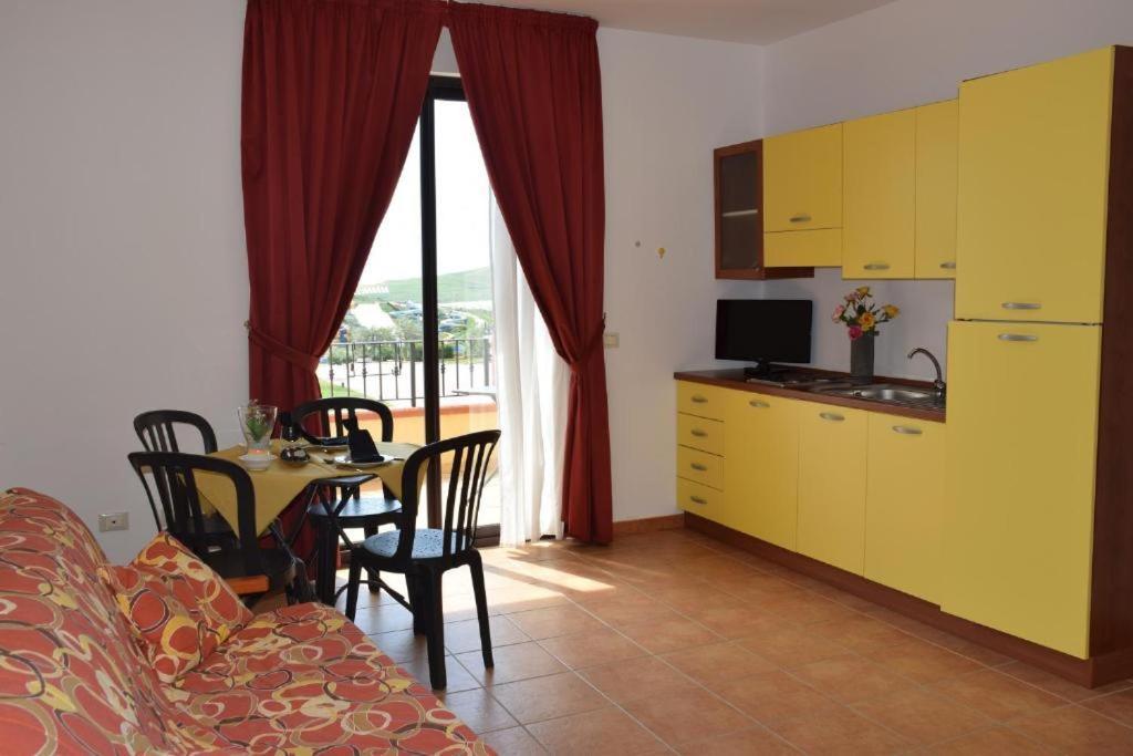 Desusino Residence & Hotel Butera Exterior photo