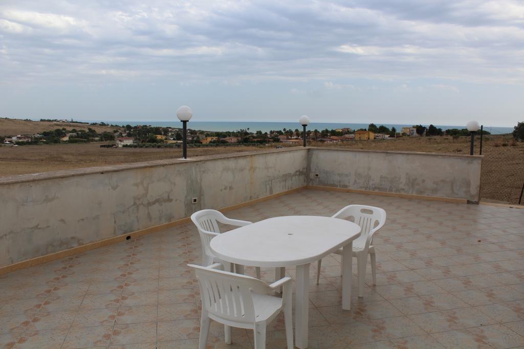 Desusino Residence & Hotel Butera Exterior photo