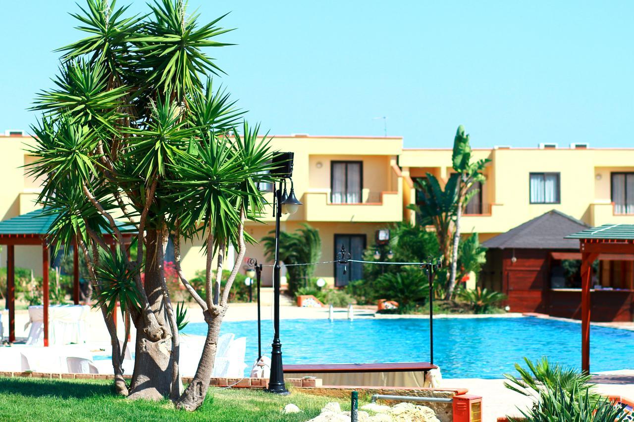 Desusino Residence & Hotel Butera Exterior photo